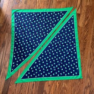 Unbranded | Pair of Blue, White & Kelley Green Triangle Scarves